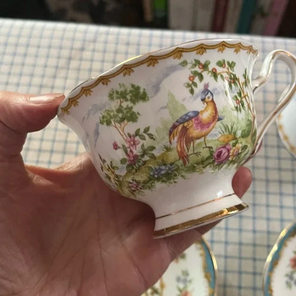 Royal Albert Chelsea Bird Tea Cups - Picture 13 of 16